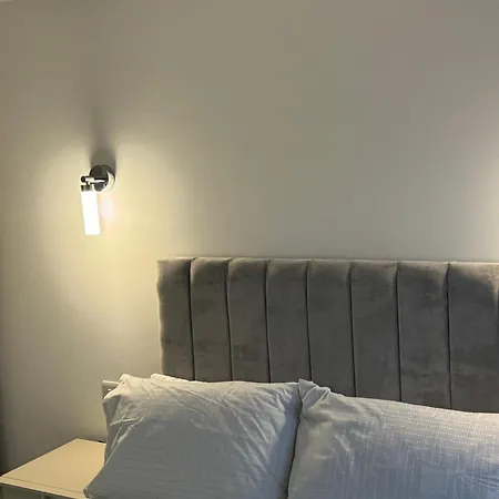 The Duplex At Sophia Mews With Free Parking Apartment Cardiff Exterior photo